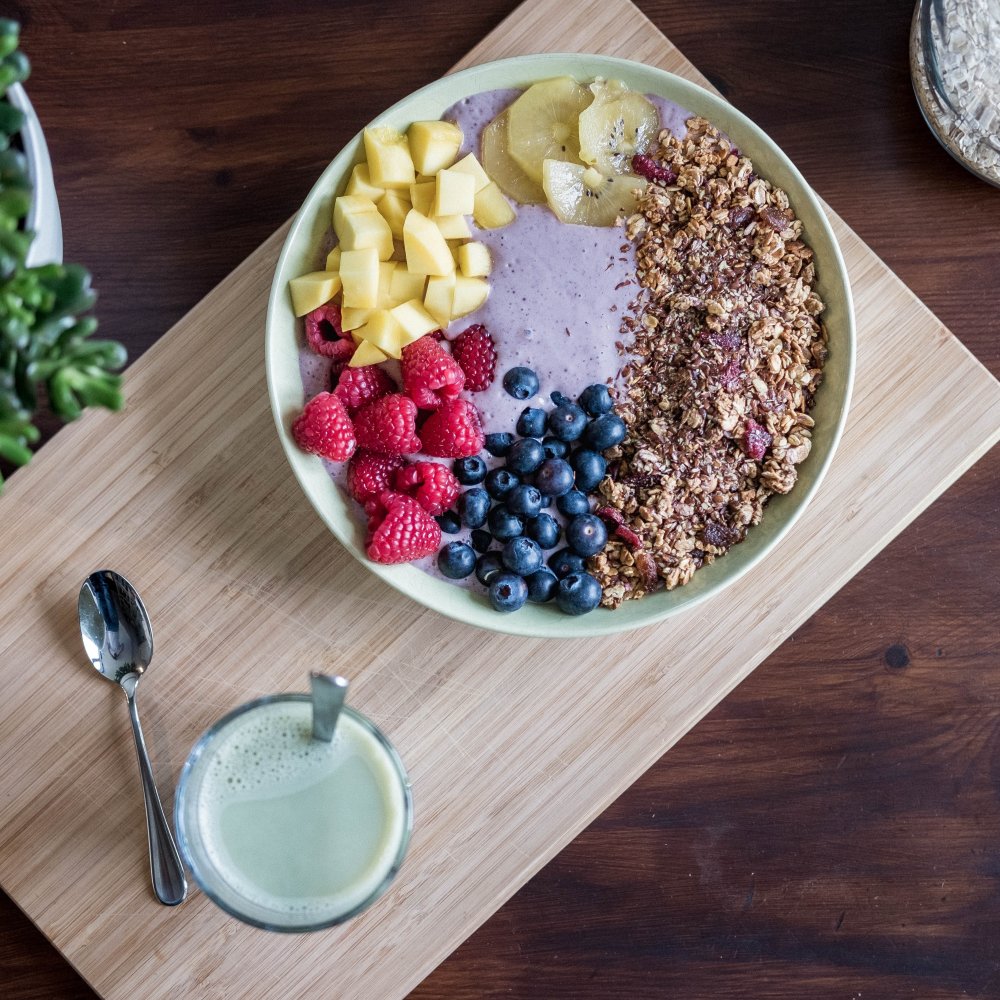 Blueberry Oats Smoothie Bowl